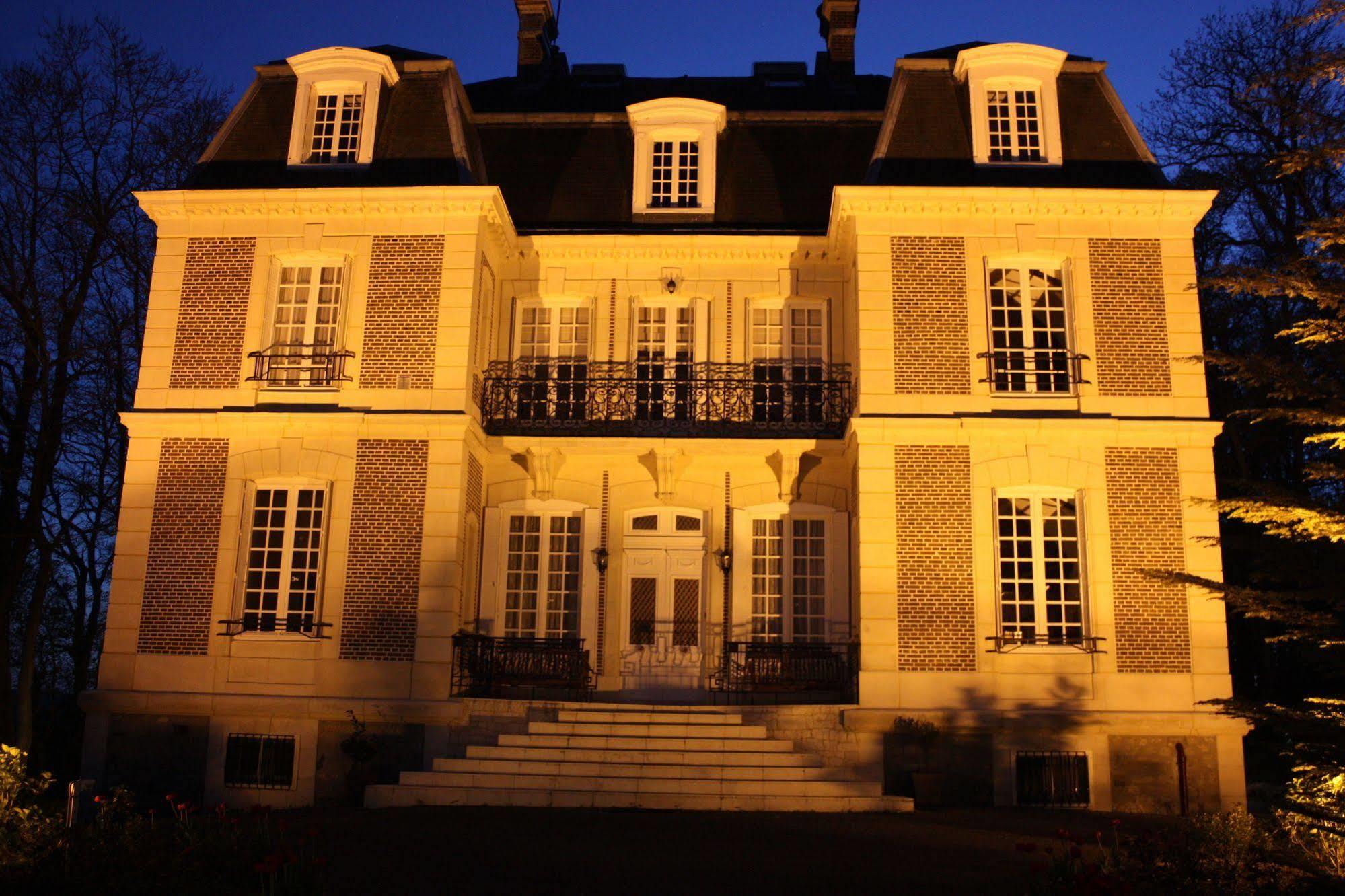 Chateau D'Avesnes - Le Castelet Exterior foto